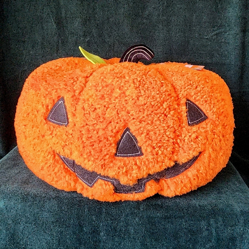 Halloween Jack-o-Lantern Decorative Pillow